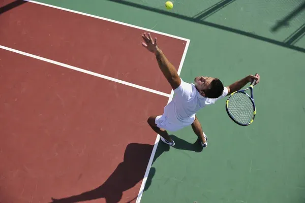 sadece-bir-oyun-degil-genclik-iksiri-tenis-oynamak-icin-5-harika-neden-1786659559989.png