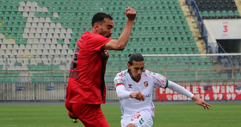 Derbide Kaf-Kaf şov