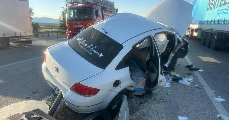 Evlilik iznine çıkan üsteğmen ve eşini trafik kazası ayırdı