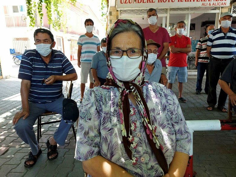 İzmir’de köylülerin ’kaçak hurdacı’ tepkisi sürüyor