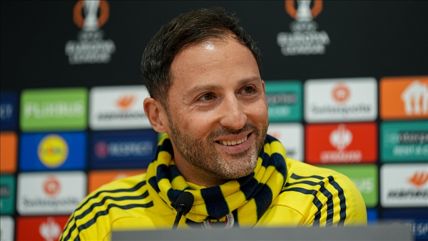 fenerbahcede-ayrilik-vakti-domenico-tedesco-neler-yasadi-1777363626192.png