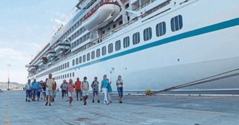 45 kruvaziyer ile 15 bin turist gelecek