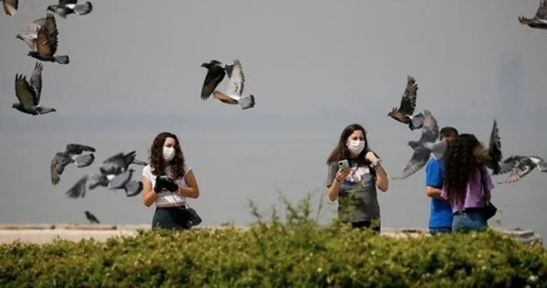 Bugün 18 yaş altı dışarı çıkabilecek mi? 18 yaş altının izin günleri ne zaman? 18 yaş altı seyahat izin belgesi nasıl alınır?