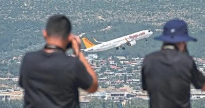 Gençlerin gözü yükseklerde