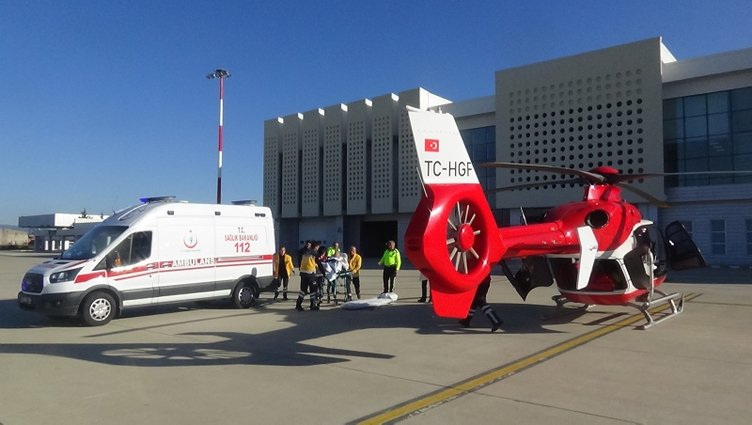 Helikopter ambulans Balıkesir’de septik şok geçiren hasta için kalktı