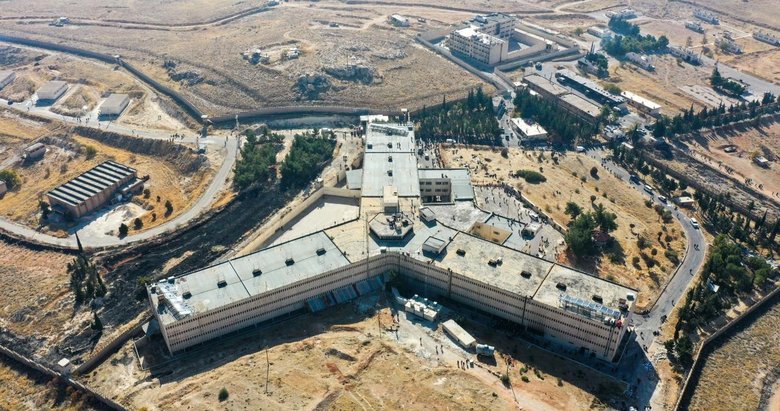 Sednaya Hapishanesinin eski mahkumları, sorumluların hesap verebilmesi için belgelerin korunmasını istiyor