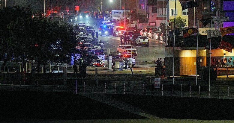 Avustralya’daki ünlü plajda kanlı saldırı: 12 ölü