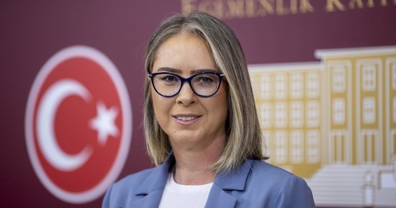 AK Parti İzmir Milletvekili Ceyda Bölünmez Çankırı’dan Cemil Tugay’a sert yanıt