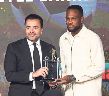 Fotomaç’ın düzenlediği Süper Lig’in En iyileri Ödül Töreni Turkuvaz Medya Merkezi’nde yapıldı