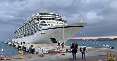 Ege’de yılın ilk kruvaziyeri: Aydın Kuşadası’na demir attı