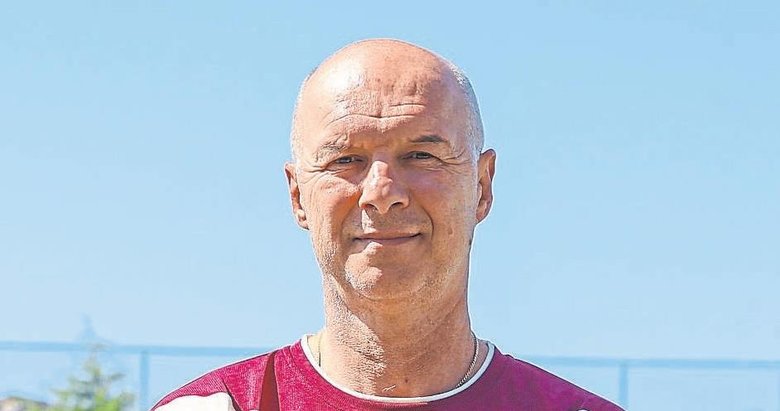 Teknik heyete Hırvat transfer