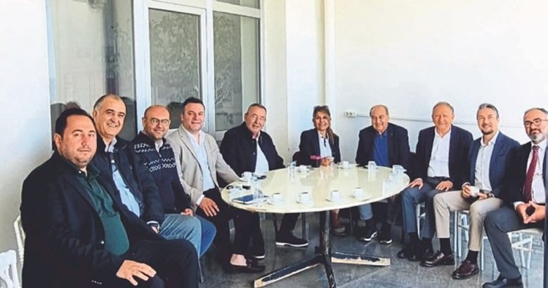 Kuşadası’nda turizm sezonu öncesi çözüm odaklı toplantı