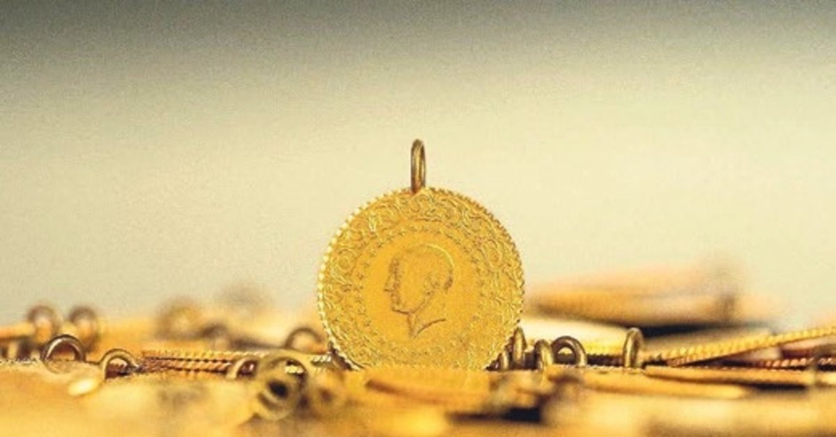 Altın yeniden tırmanışta