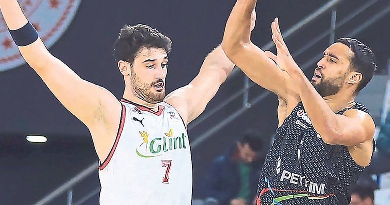 Ege derbisinde Petkim güldü