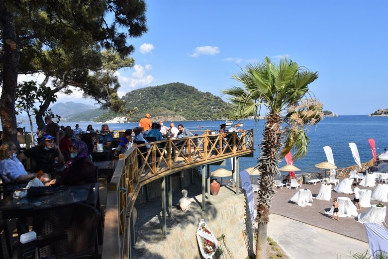 Muğla’da Marmaris İçmeler Halk Plajı hizmete açıldı