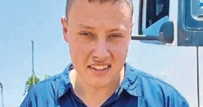 Kirpiyi kurtarmak için alevlerin arasına daldı