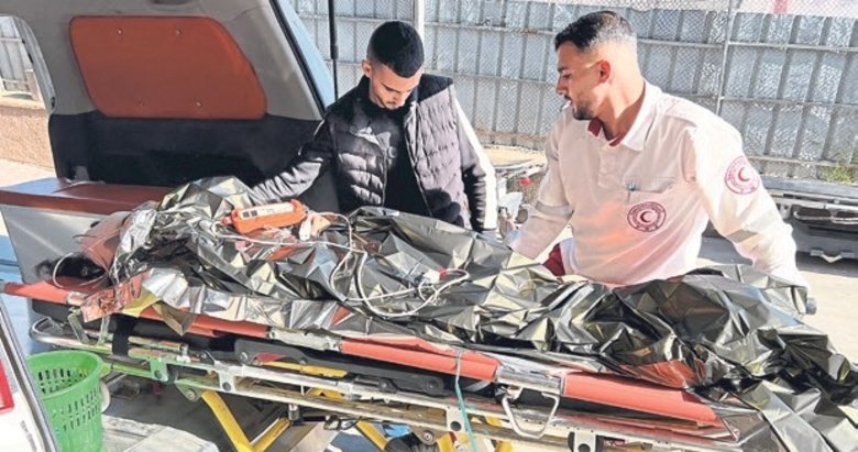 İsrail askerleri Gazze’de 1’i çocuk 2 kişiyi katletti