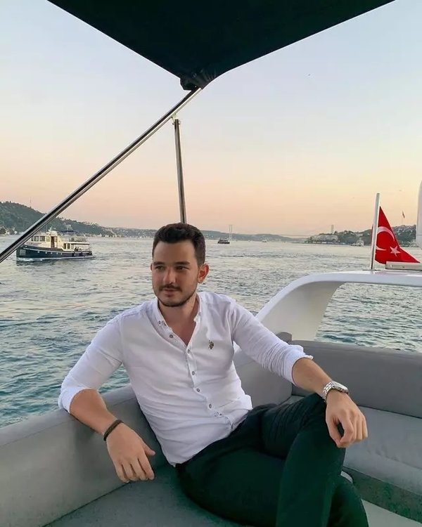 Aliye’nin Arda’sı Ayberk Koçar koca delikanlı oldu! Bakın şimdi hangi mesleği yapıyor!