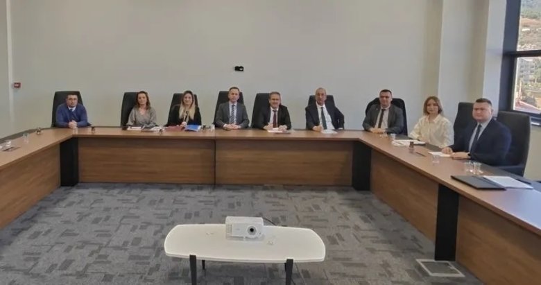 CHP Belediyelerindeki işçiler yine grevde: Bu kez Alanya