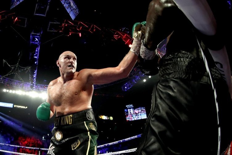 Tyson Fury Deontay Wilder’dan kemeri aldı! Yeni WBC Dünya Ağır Siklet Boks Şampiyonu Tyson Furry