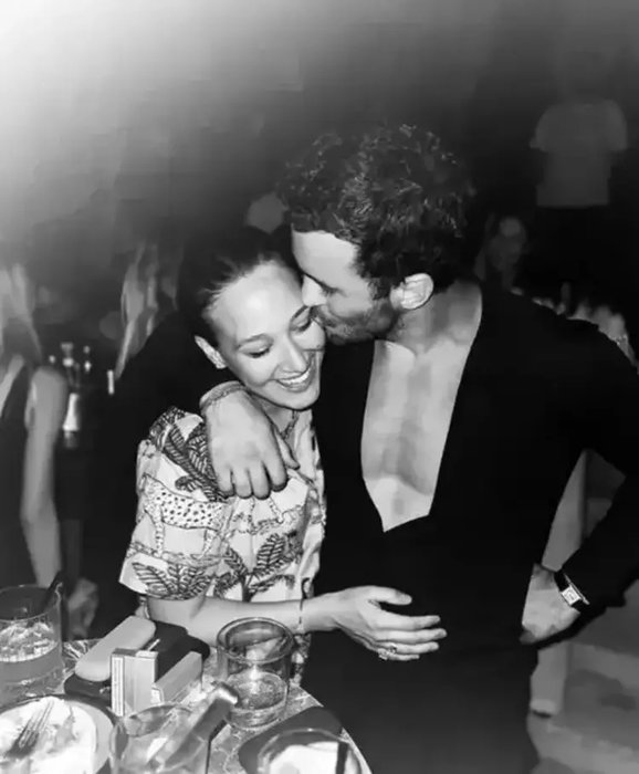 Barış Arduç eşi Gupse Özay’a aşkını böyle haykırdı