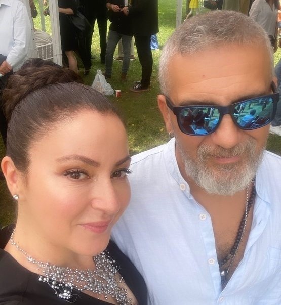 Ünlü oyuncu Yonca Cevher oğlunu evlendirdi!