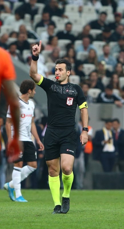 MHK’dan skandal Suat Arslanboğa kararı! Menemenspor-Balıkesirspor maçına verdiler
