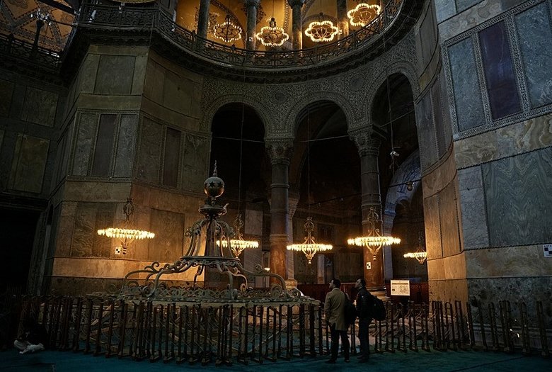bakanliktan-ayasofyada-restorasyon-aciklamasi-1763984096377.jpeg