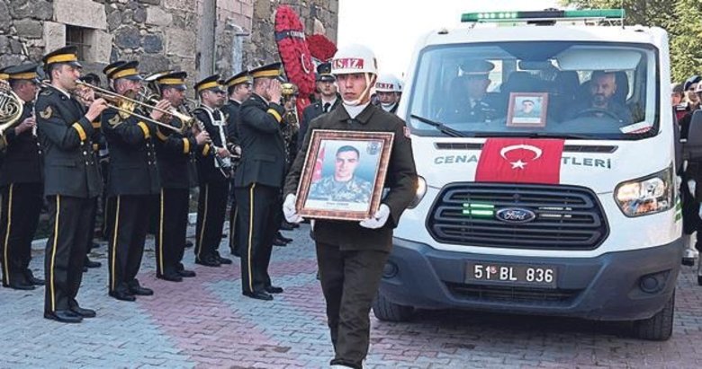 Şehit Er Onur Özbek son yolculuğuna uğurlandı