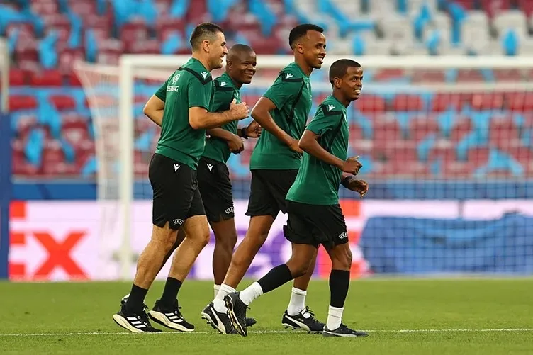 ferencvaros-trabzonspor-maci-ne-zaman-saat-kacta-trabzonspor-maci-hangi-kanalda-salah-oynayacak-mi-1787815313730.jpeg