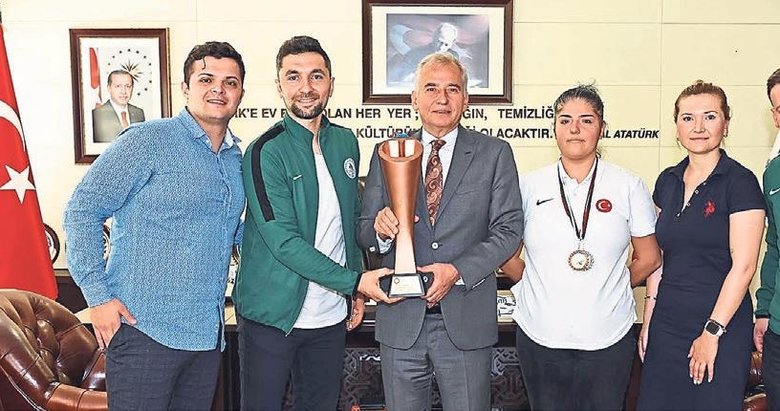 Sporculardan Zolan’a ziyaret