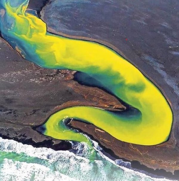 Gerçek olamayacak kadar güzeller: Renkleriyle hayran bırakan göl ve nehirler