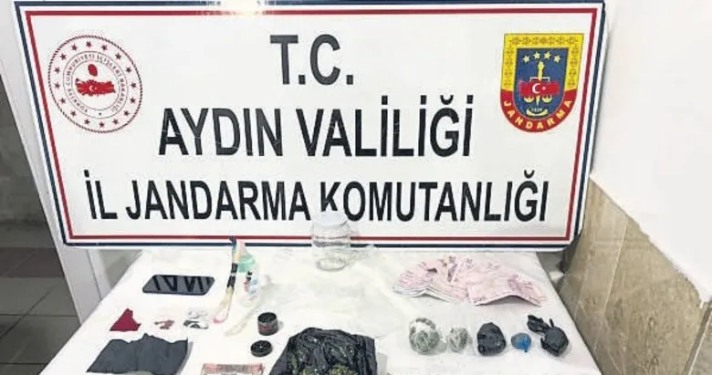 Zehir tacirlerine darbe