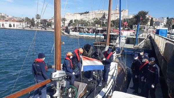 Soylu: Yunanistan göçmenleri kelepçeyle ölüme attı