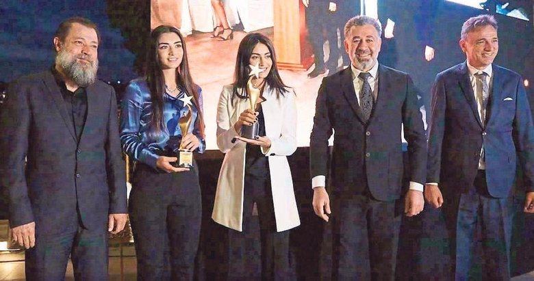 Kuruluş Osman ödüle doymuyor