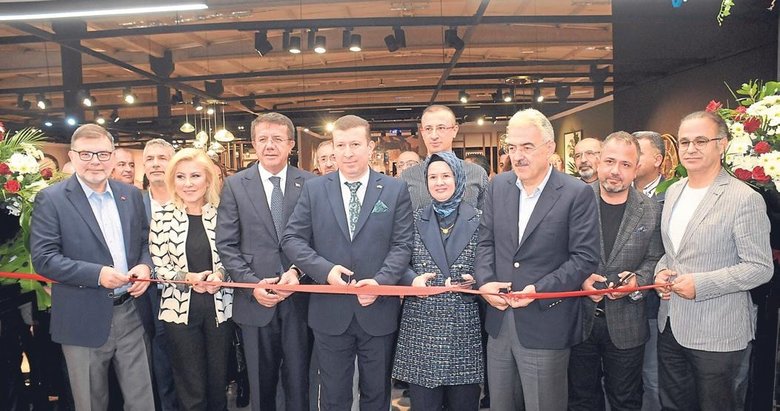 Türkiye’nin yeni mobilya üssü ÜKEA açıldı
