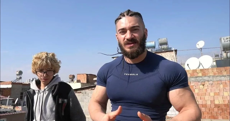 Eğlence adı altında kadınlara taciz ve aşağılama! Sosyal medya fenomeni Testo Taylan gözaltında!