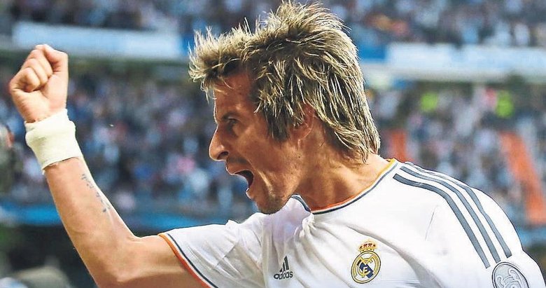 F.Bahçe’de Coentrao tamam