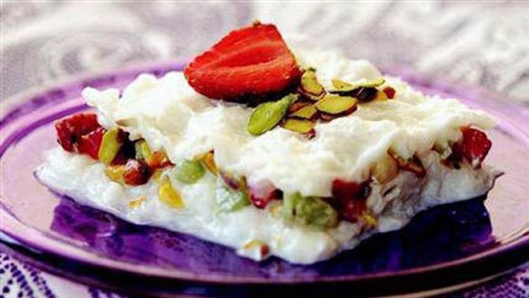 Güllaç nasıl yapılır? Lezzetli güllaç malzemeleri ve tarifi...