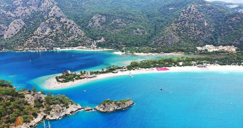Kumburnu Plajı yaklaşık 1,5 milyon turist ağırladı