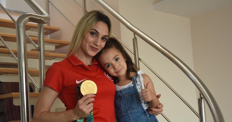 Annesi Dünya şampiyonu!