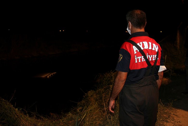 Aydın’da kamyonet kanala uçtu: 2 yaralı