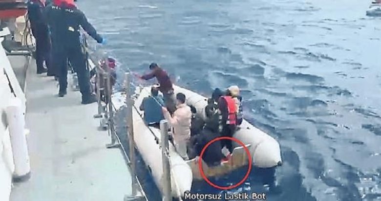 Yunanistan ölüme terk etti Türk Sahil Güvenlik kurtardı