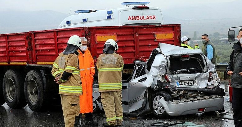 İzmir’de zincirleme kaza! Korkunç olayda 10 kişi yaralandı