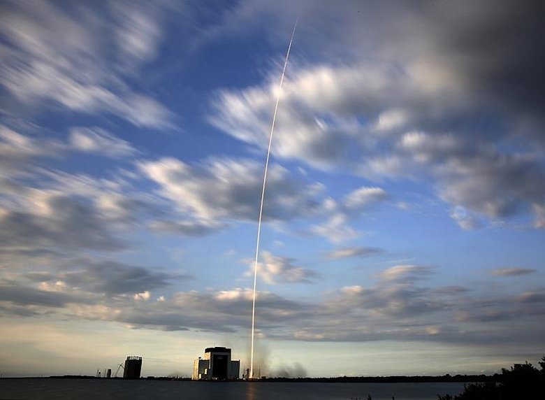 Uzayda Türk çağı! Türkiye’nin ilk yerli ve milli haberleşme uydusu Türksat 6A uzaya fırlatıldı!