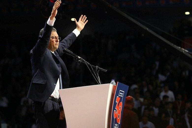 CHP’de zihniyet değişmedi! Özgür Özel de Kavala ve Demirtaş’a selam gönderdi