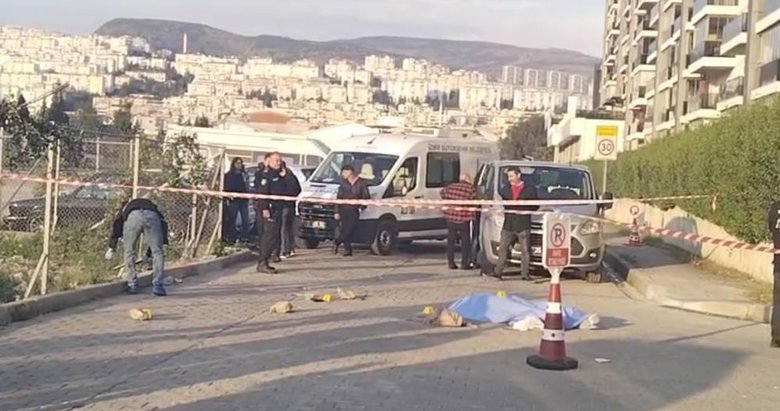 İzmir’de eski nişanlı dehşeti: Sokak ortasında anne kızı vurup intihar etti