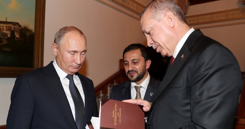 Başkan Erdoğan’dan Rusya Devlet Başkanı Vladimir Putin’e anlamlı hediye