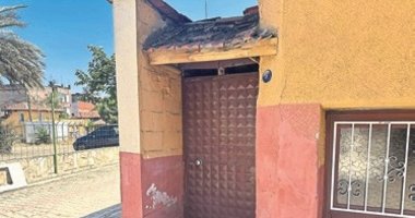 Evin kapısına asılan poşette yeni doğmuş bebek bulundu
