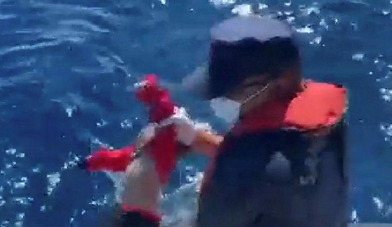 Yunan zulmünü anlattı: Şişmeyen bota bindirip ailemi yok ettiler